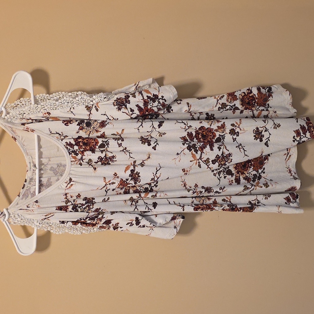 Maurices Floral Cold shoulder short sleeve blouse